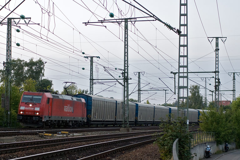 185 224 mit CS 61781 bei km 16,4 (August 2008)
