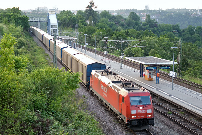 185 244 mit CS 61781 bei km 14,2 (Juni 2008)