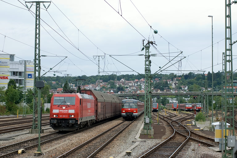 185 283 mit CSQ 60082 bei km 15,8 (August 2008)