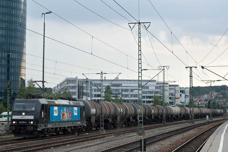 HGK 185 565 bei km 15,6 (Juli 2008)