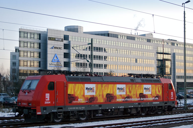 HGK 185 586 bei km 15,6 (November 2008)