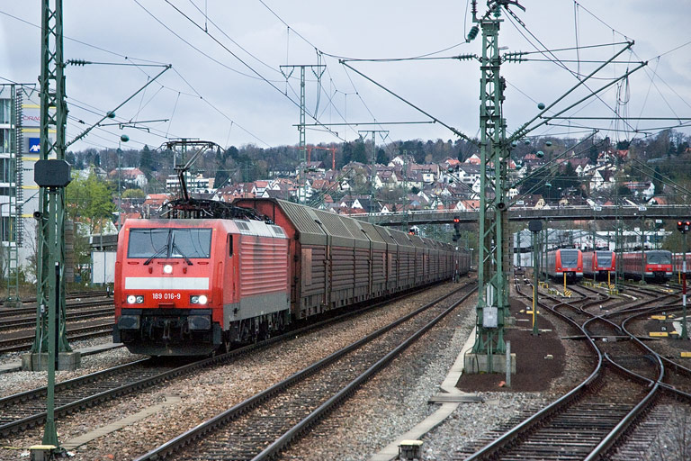 189 016 mit CSQ 60084 bei km 15,8 (April 2008)