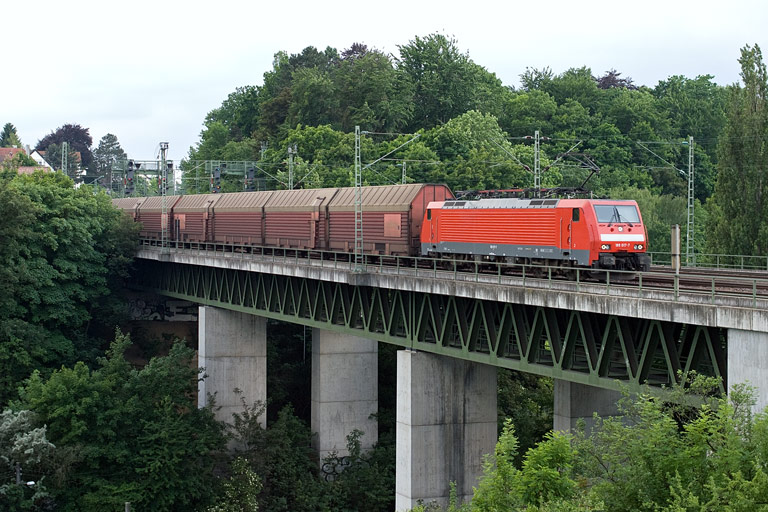 189 017 mit CSQ 60084 bei km 14,6 (Juni 2008)