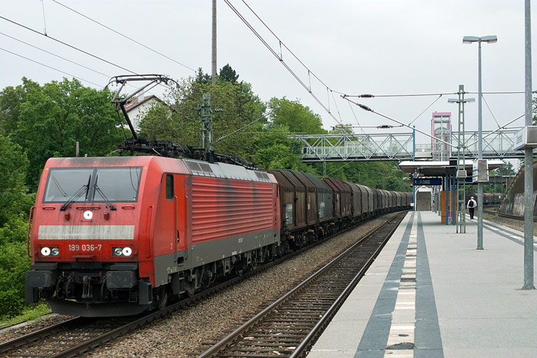 189 036 mit FZT 56166 bei km 14,2 (Mai 2008)