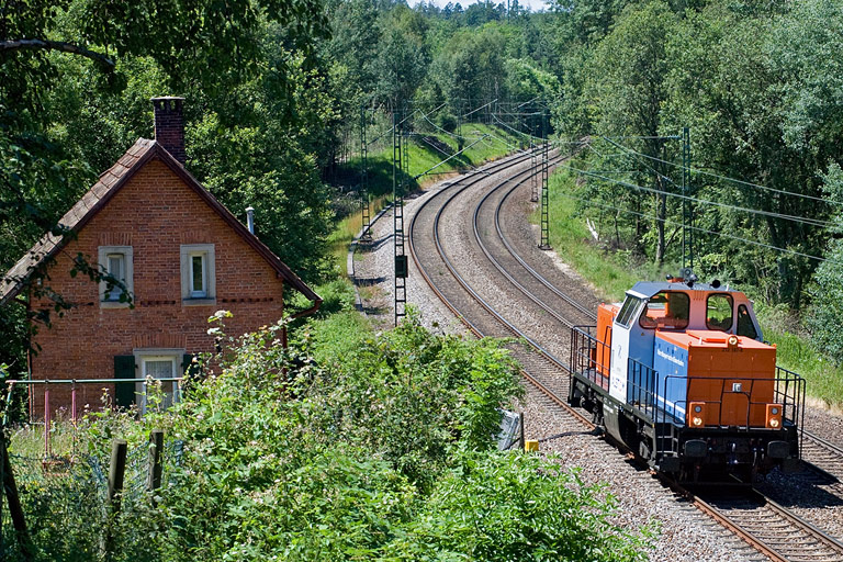212 197 als Tfzf(D) 94458 bei km 19,2 (Juli 2008)