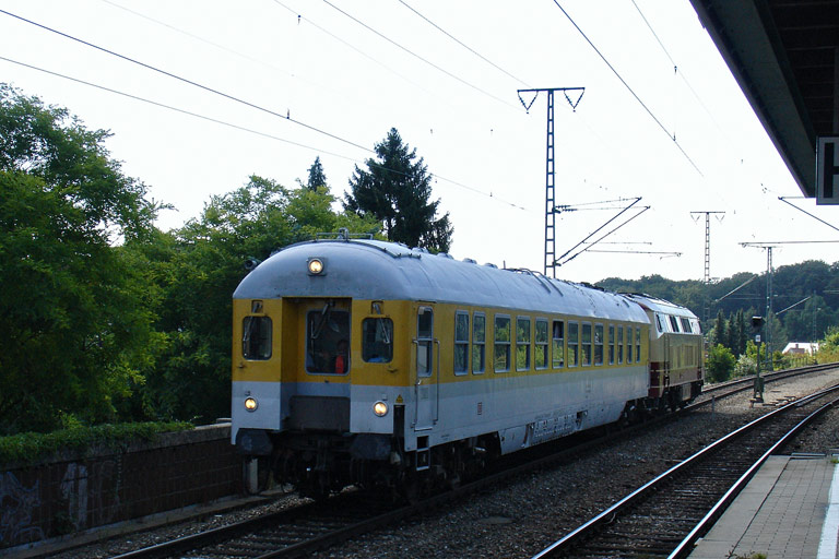 217 001 mit Mess-St 94523 bei km 16,8 (Juli 2008)