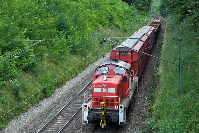294 728 mit FZT 56164 bei km 19,0 (August 2008)