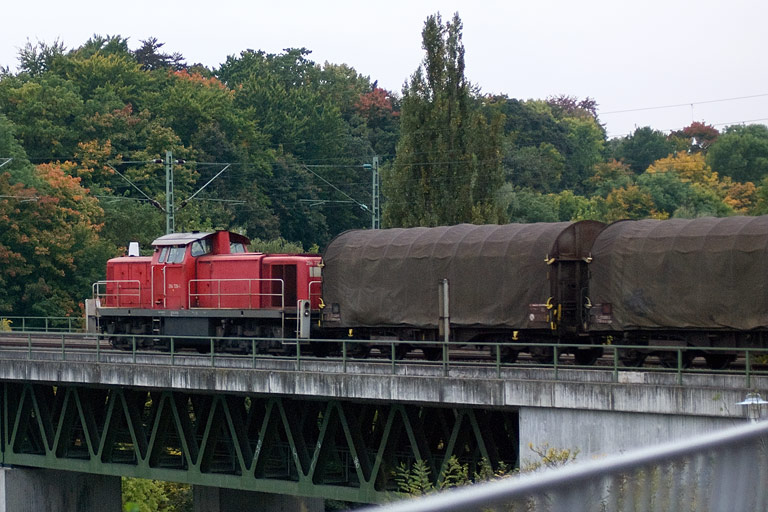 294 728 mit FZT 56166 bei km 14,6 (September 2008)