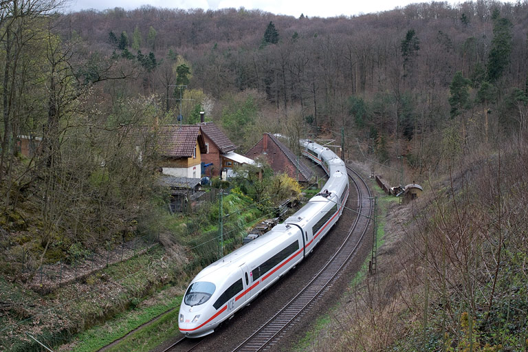 403 035 als L-ICE 78801 bei km 11,0 (April 2008)
