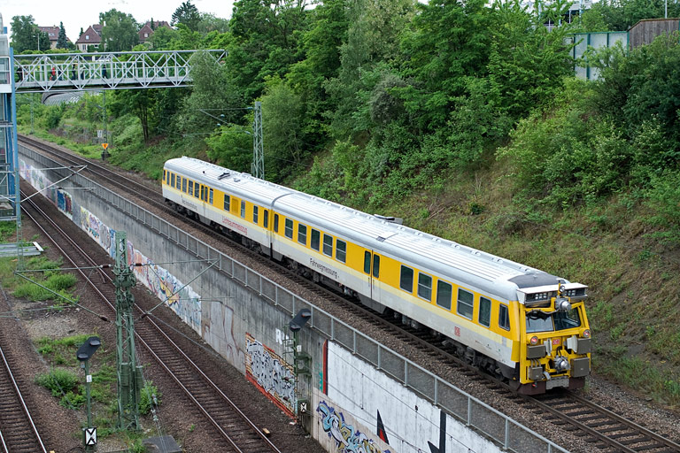 719 045/719 046 als Mess-Nbz 95407 bei km 14,0 (Juni 2008)