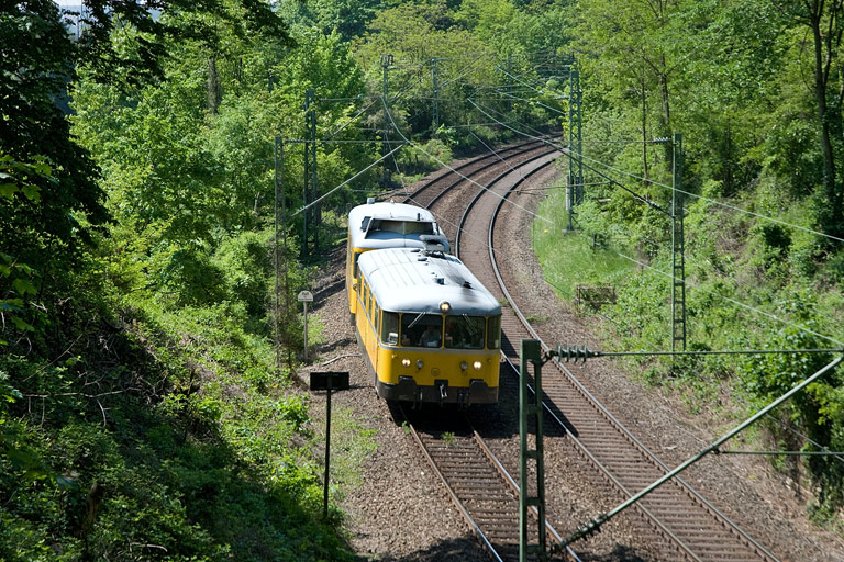 725 003/726 003 bei km 9,2 (Mai 2008)