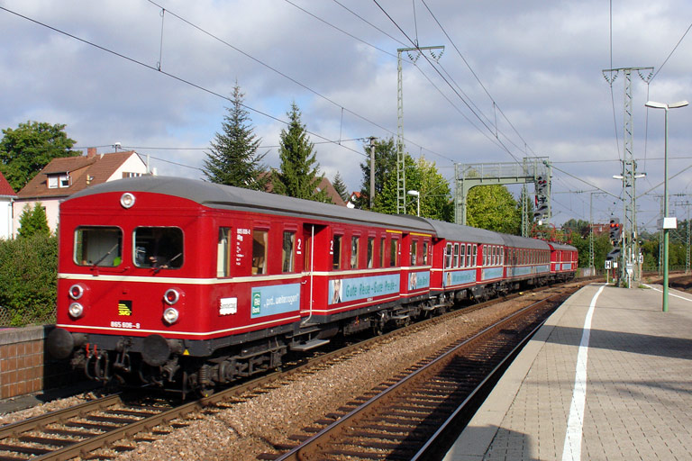 865 606/465 006 als DPE 91510 bei km 16,6 (September 2008)