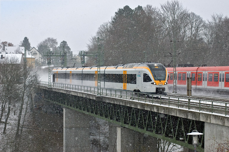 Cantus "Flirt" ET 5.11 als DbZ 88007 bei km 14,6 (November 2008)