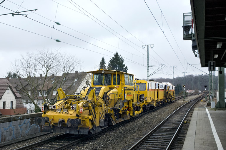 Gleisbauzug bei km 16,6 (M&auml;rz 2008)