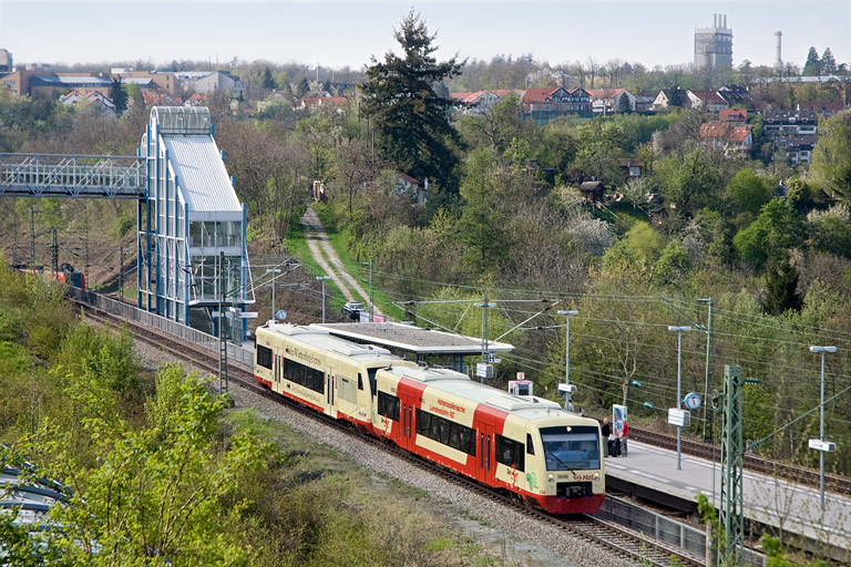 HzL RS1 VT 238 und 250 als DPE 93617 bei km 14,0 (April 2008)