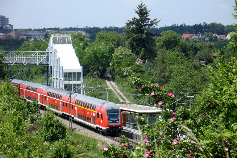 RE 19655 bei km 14,0 (Mai 2008)