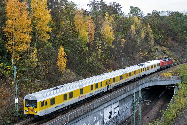 120 502 mit Mess NbZ 94356 bei km 13,8 (November 2009)