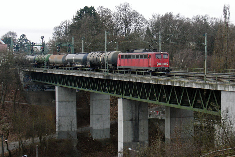 140 785 mit CFN 63055 bei km 14,6 (Februar 2009)