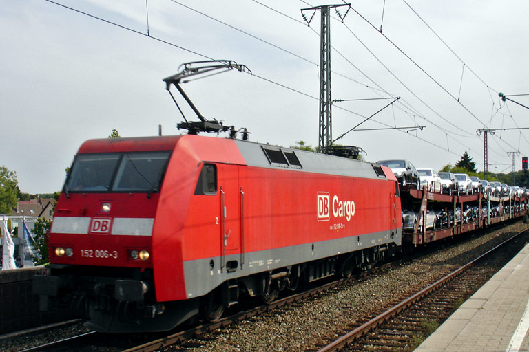 152 006 mit CFN 62991 bei km 16,8 (September 2009)