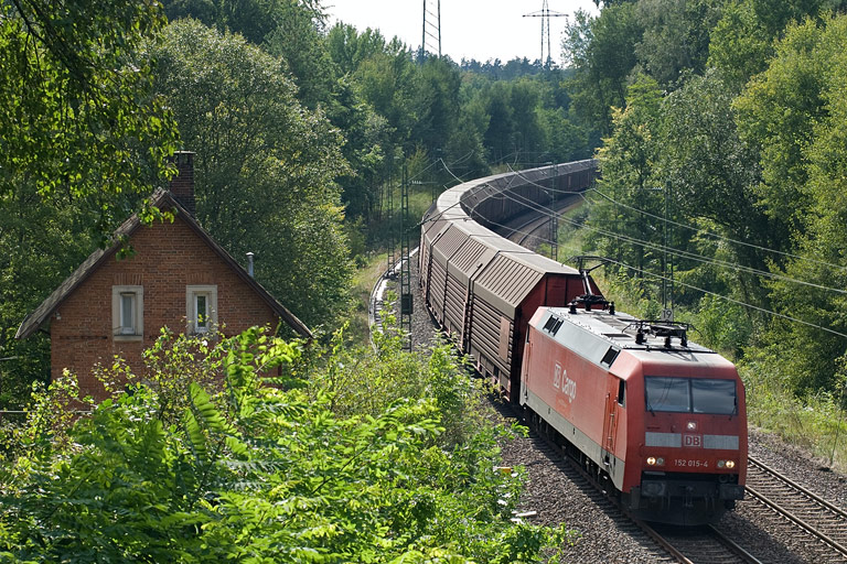 152 015 mit CSQ 60082 bei km 19,2 (August 2009)