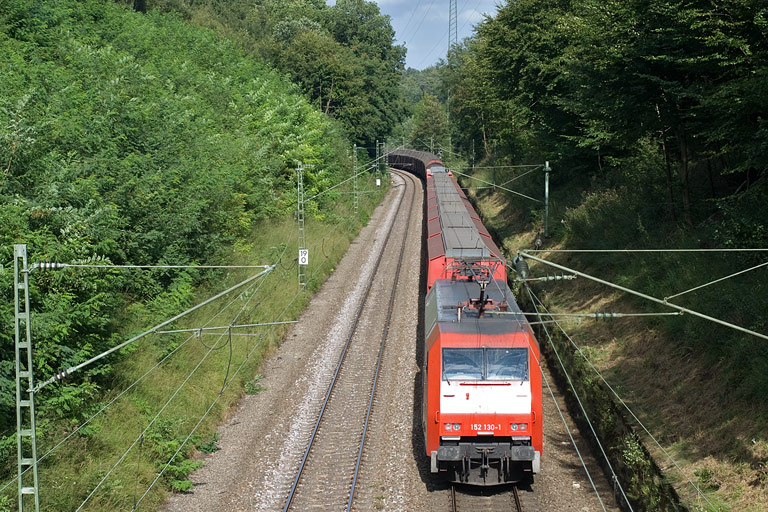 152 130 mit CSQ 60082 bei km 19,0 (August 2009)
