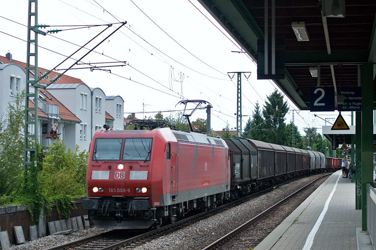 185 009 mit FE 44691 bei km 16,8 (August 2009)