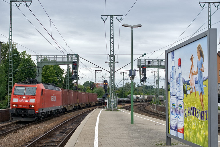 185 085 mit FZ 56183 bei km 16,6 (Juli 2009)