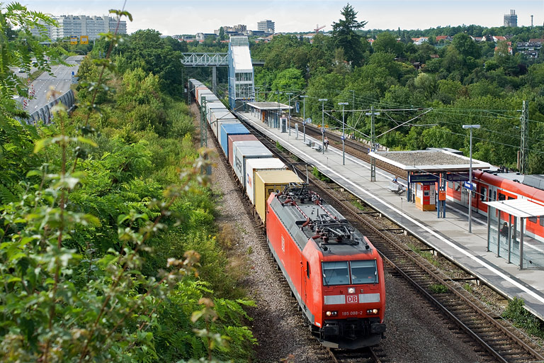 185 088 mit TEC 43169 bei km 14,2 (Juli 2009)