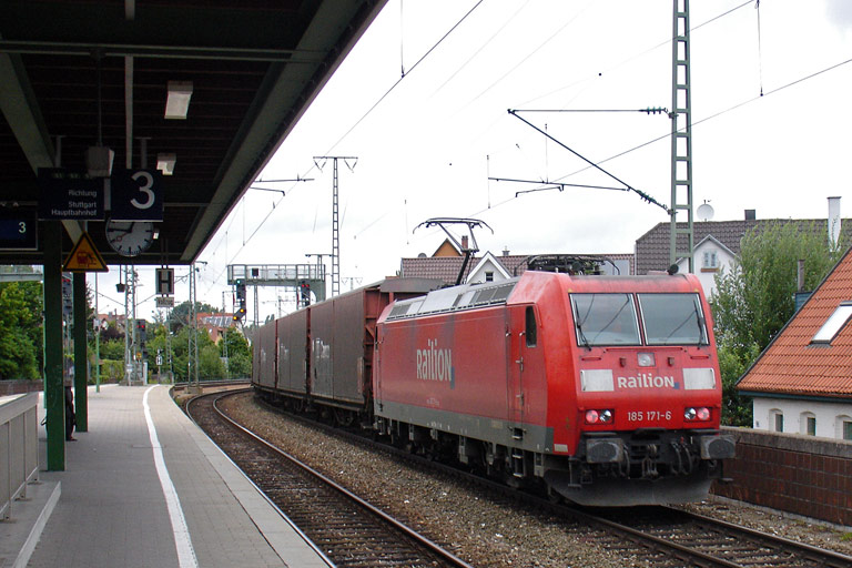 185 171 mit CSQ 60080 bei km 16,8 (Juli 2009)