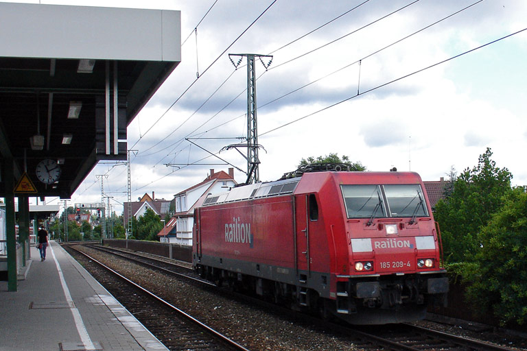 185 209 bei km 16,8 (Juli 2009)