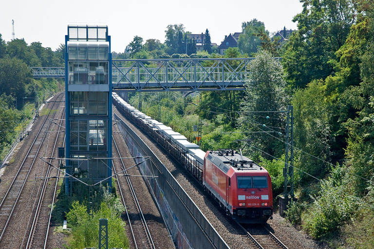 185 226 bei km 14,0 (August 2009)