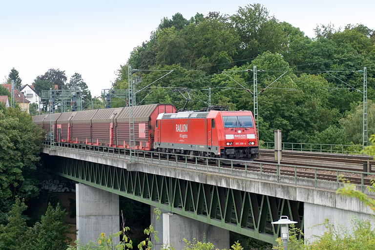 185 266 mit CSQ 60080 bei km 14,6 (August 2009)
