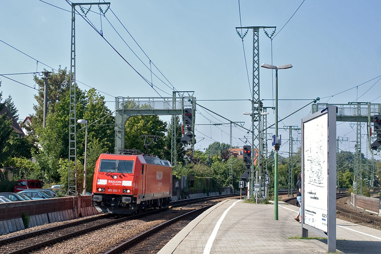 185 302 bei km 16,6 (August 2009)