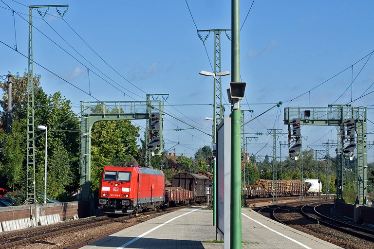 185 368 mit FE 44691 bei km 16,6 (August 2009)