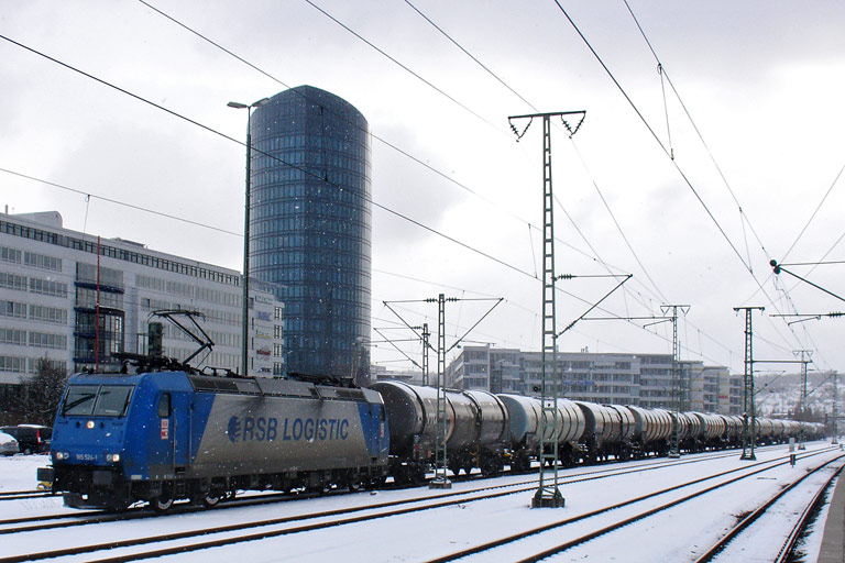 HGK 185 526 bei km 15,6 (Februar 2009)