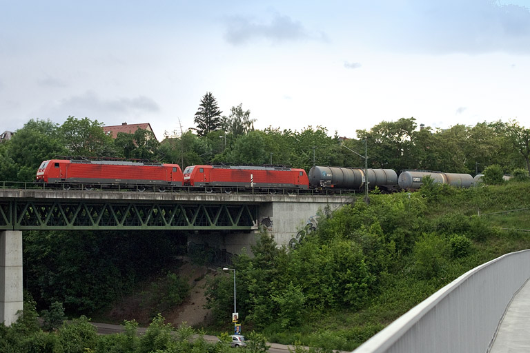 189 019 und 189 022 bei km 14,6 (Mai 2009)