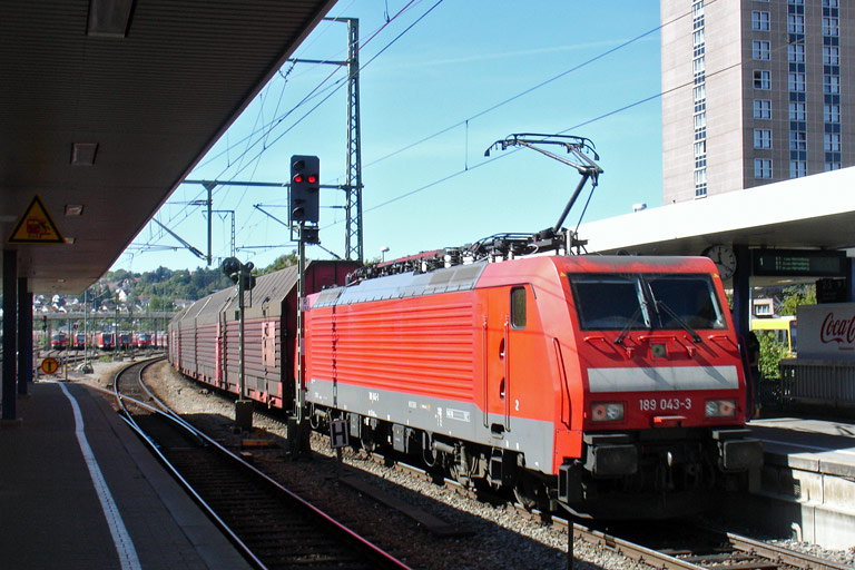 189 043 mit FZ 56165 bei km 15,6 (August 2009)
