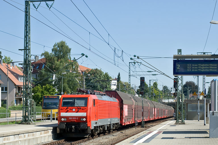 189 053 mit FZ 56165 bei km 15,6 (August 2009)