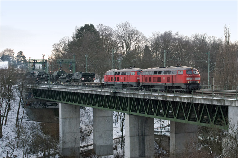 225 078 und 225 007 bei km 14,6 (Februar 2009)