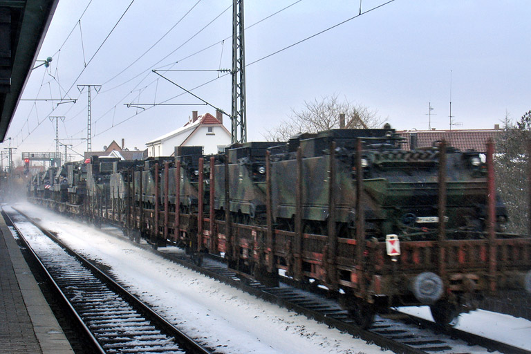 225 078 und 225 007 bei km 16,8 (Februar 2009)