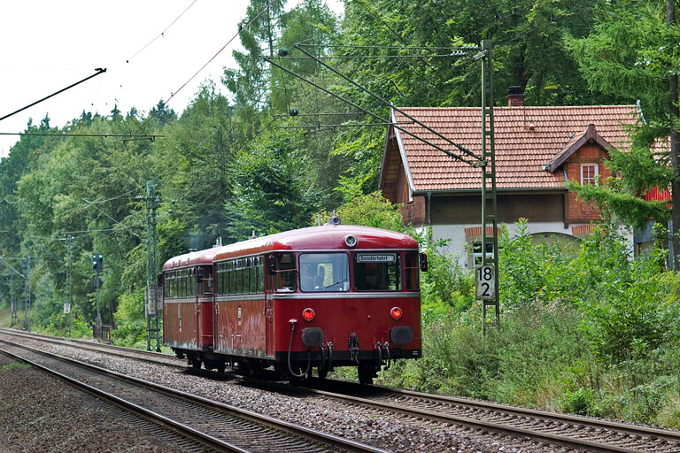 796 739 und 996 701 bei km 18,2 (August 2009)