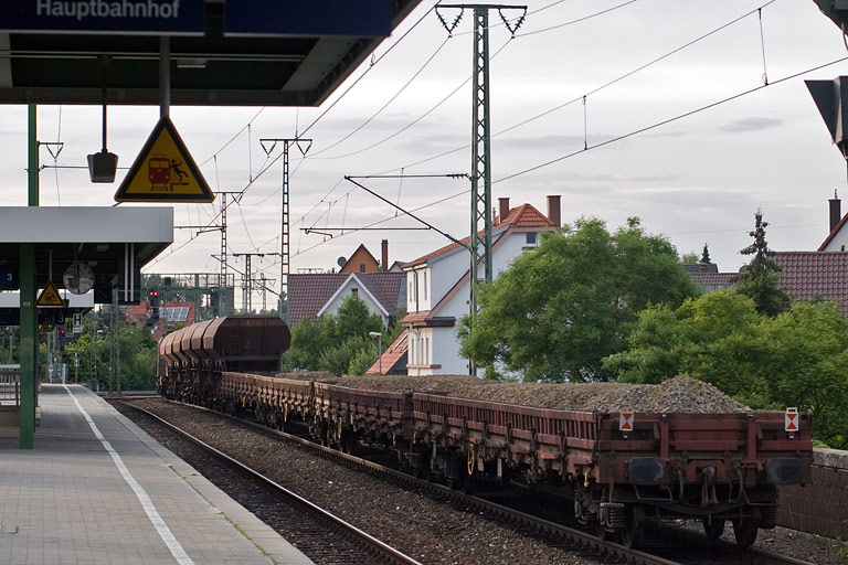 EMN V 203.01 bei km 16,8 (Juni 2009)