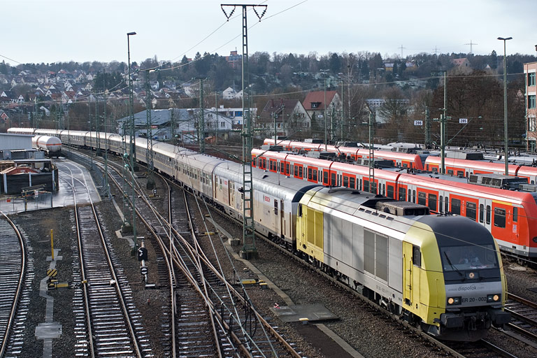 ER 20-002 mit DPE 13291 bei km 16,0 (Dezember 2009)