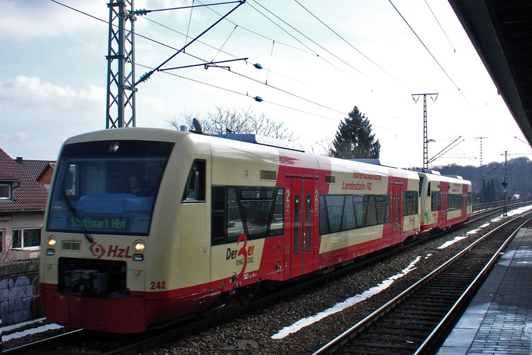 HzL Regioshuttles VT 242 und VT 239 als DPF 98801 bei km 16,8 (Februar 2009)