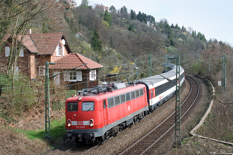 110 231 mit IC 185 bei km 9,4 (April 2010)