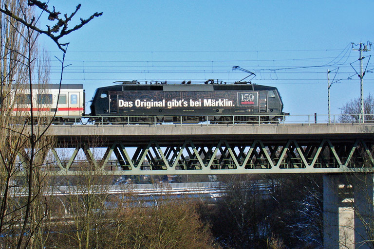 120 159 mit IC 2807 bei km 14,6 (M&auml;rz 2010)