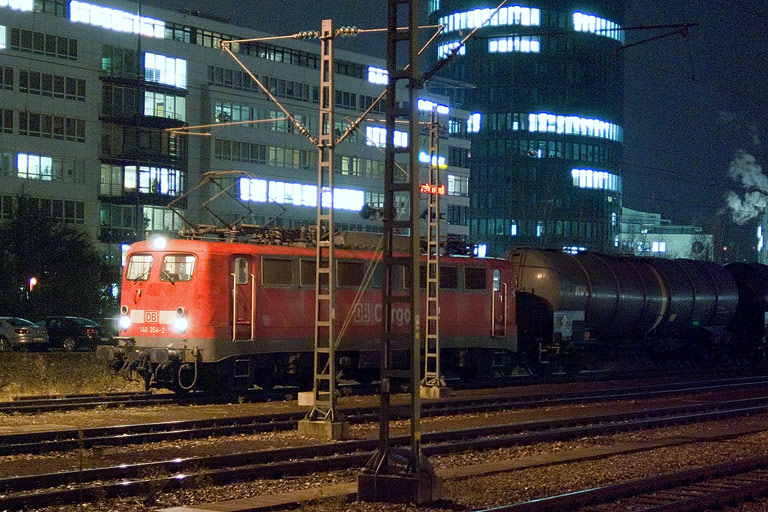 140 354 bei km 15,6 (November 2010)