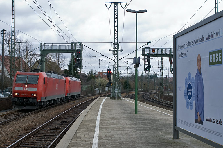 185 073 und 185 155 als Tfzf 68707 bei km 16,6 (M&auml;rz 2010)