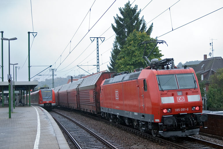 185 091 mit FZ 56165 bei km 16,6 (September 2010)