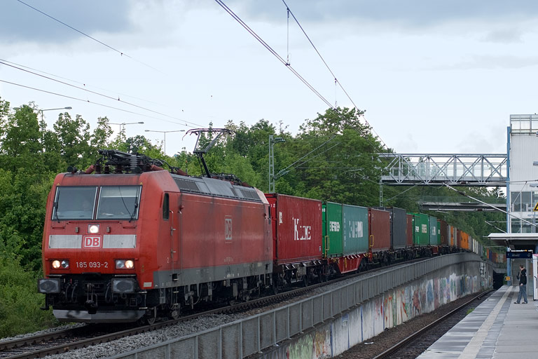 185 093 bei km 14,2 (Mai 2010)